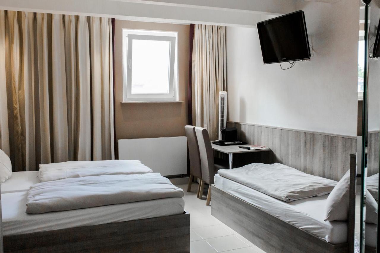 Bach Hotel พอร์ตา เวสต์ฟาลิคา ภายนอก รูปภาพ