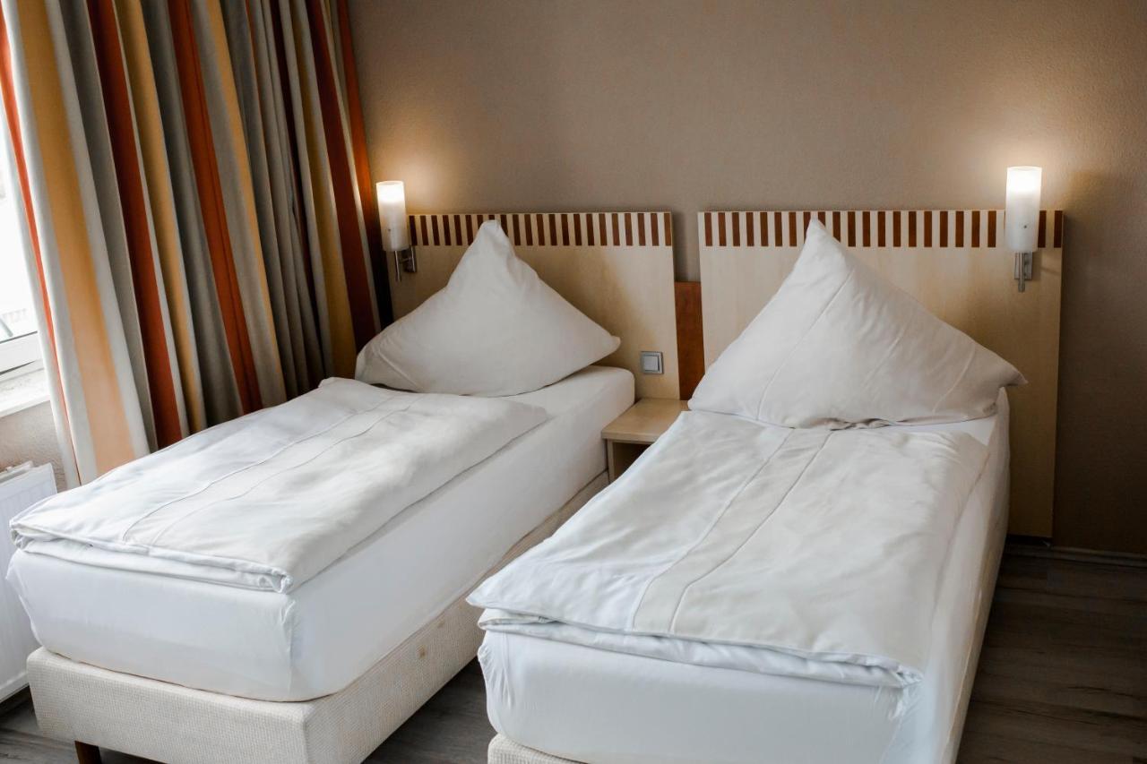 Bach Hotel พอร์ตา เวสต์ฟาลิคา ภายนอก รูปภาพ