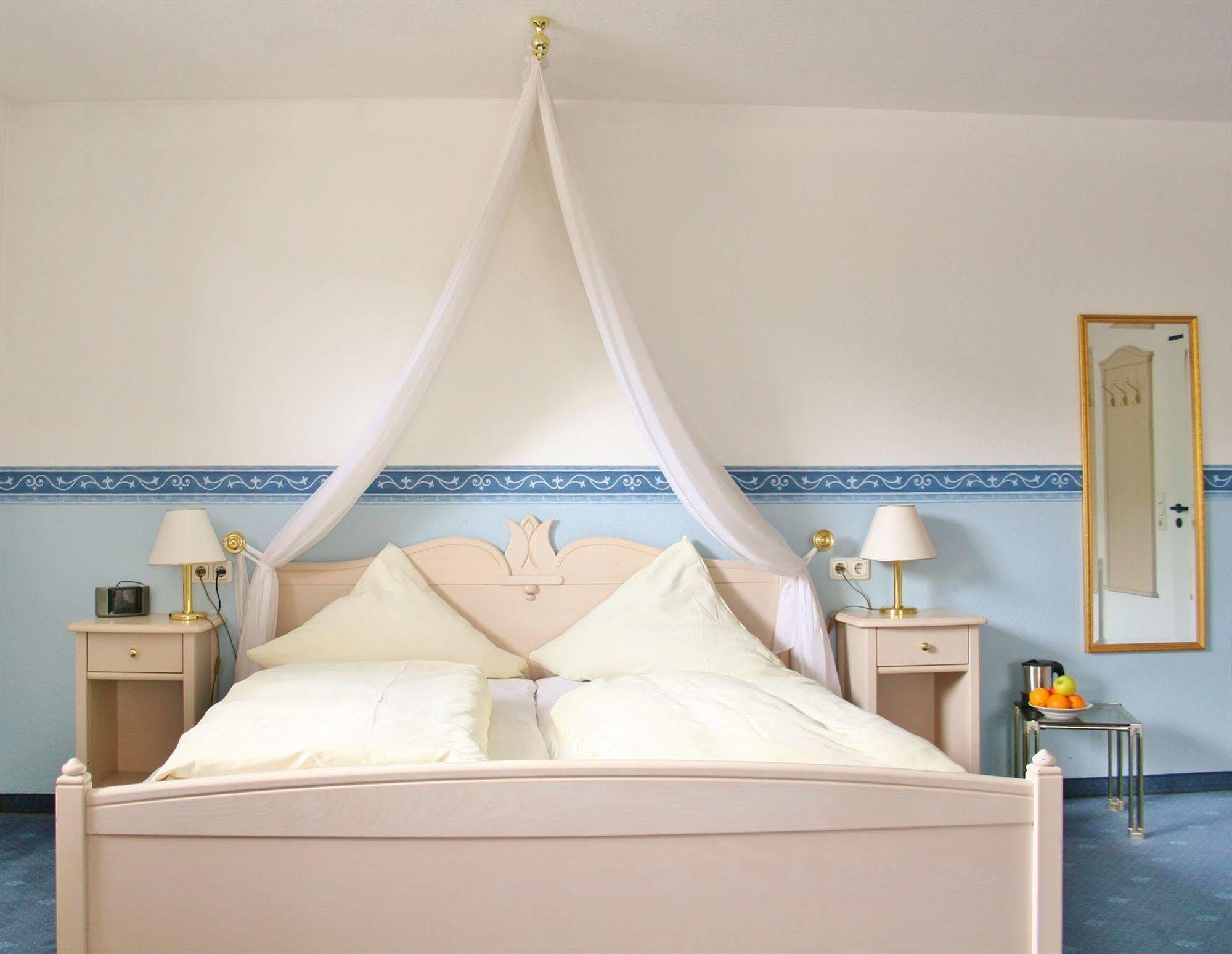 Bach Hotel พอร์ตา เวสต์ฟาลิคา ภายนอก รูปภาพ