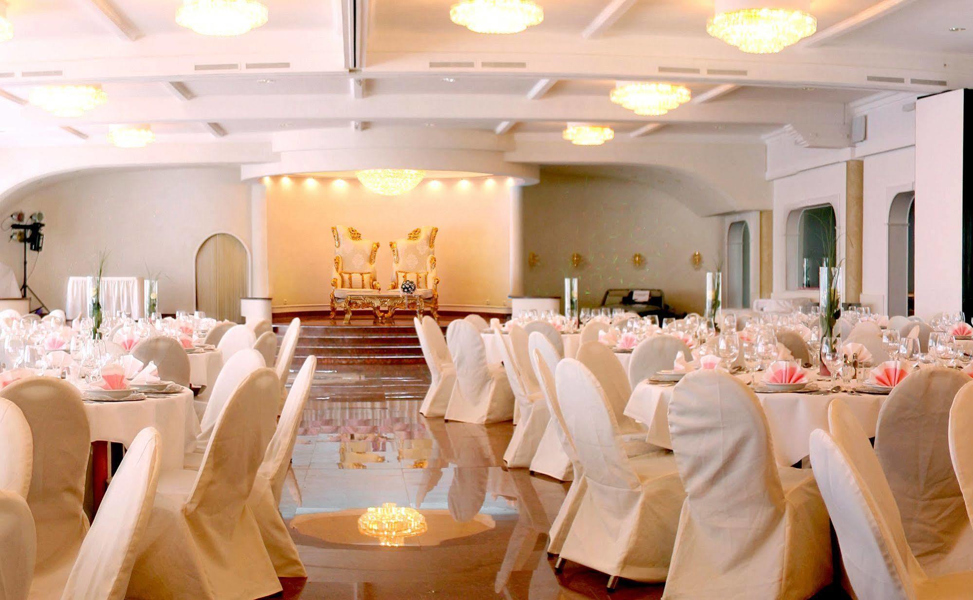 Bach Hotel พอร์ตา เวสต์ฟาลิคา ภายนอก รูปภาพ